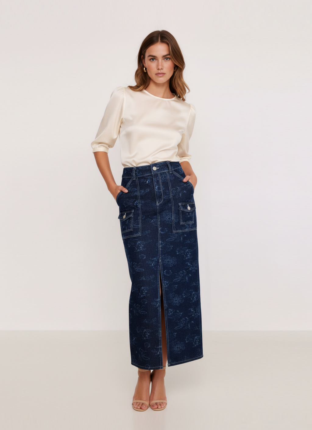 Kadın Denim Yıkamalı Desenli Yırtmaçlı Cepli Kot Etek